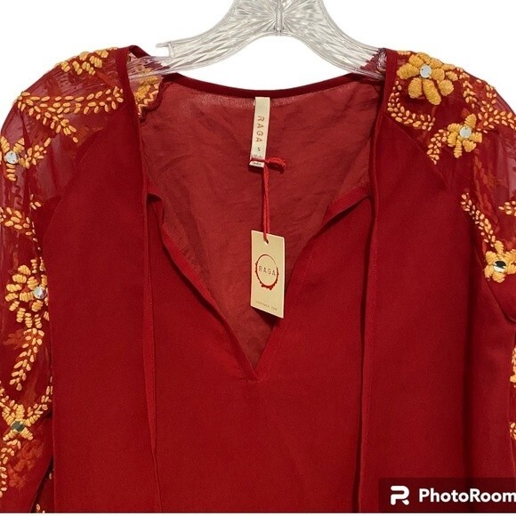 NWOT Raga Anthropology Embroidered Long Sleeve Blouse Size Small - Picture 2 of 7